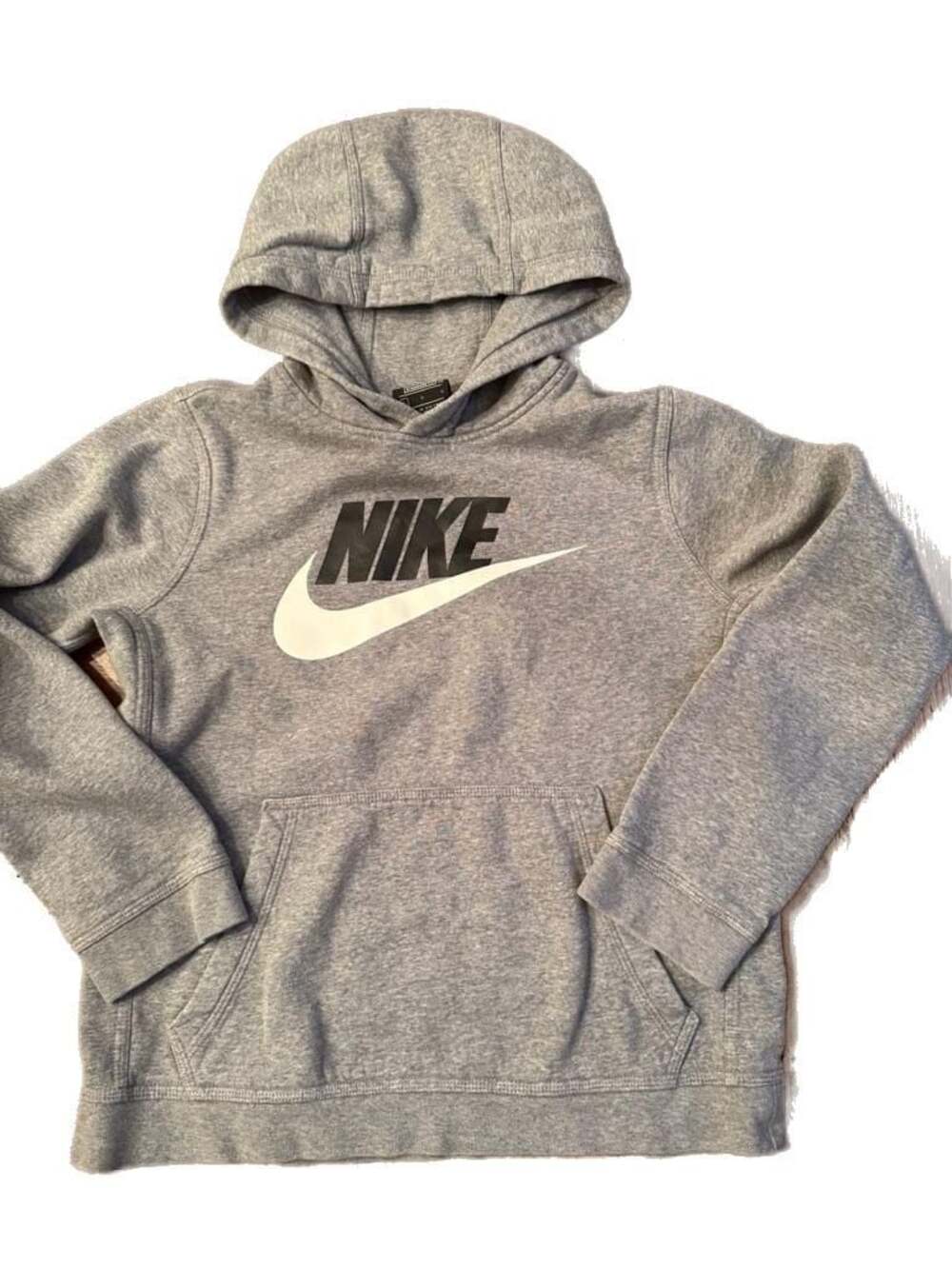 Nike Sportswear Club Fleece Pullover Hoodie - Grey Youth Size Large

H974